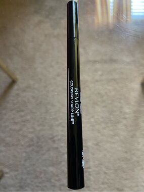 Revlon ColorStay Sharp Line Eyeliner - Blackest Black 01
